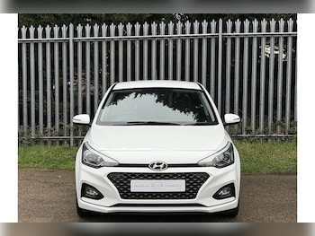 Used Hyundai i20 2018 for sale - 77384754: Photo