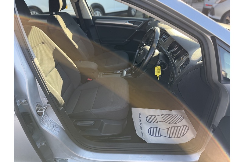 Used Volkswagen Golf 2016 for sale - 76784442: Photo 20