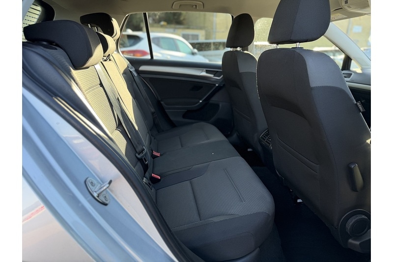 Used Volkswagen Golf 2016 for sale - 76784442: Photo 24