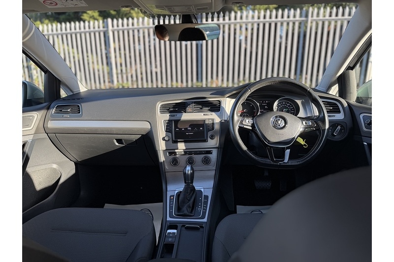 Used Volkswagen Golf 2016 for sale - 76784442: Photo 26