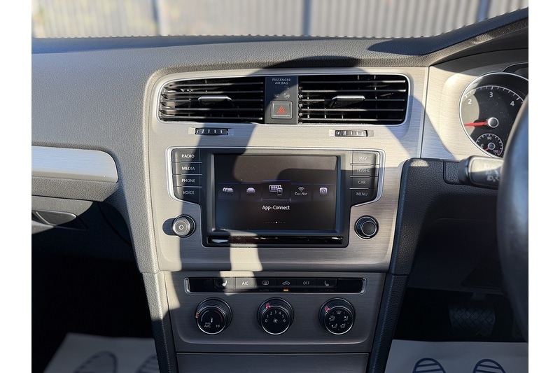 Used Volkswagen Golf 2016 for sale - 76784442: Photo 34