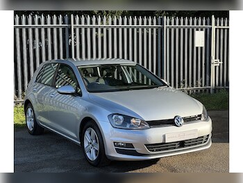 Used Volkswagen Golf 2016 for sale - 76784442: Photo