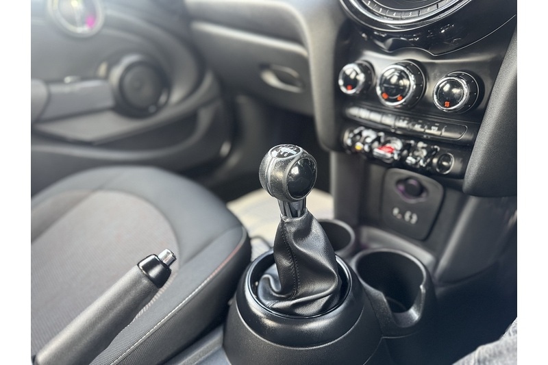 Used MINI Hatch 2016 for sale - 76280481: Photo 31