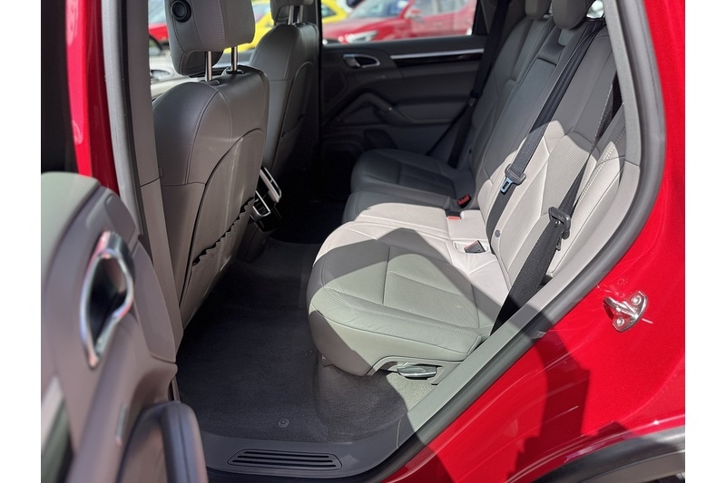 Used Porsche Cayenne 2013 for sale - 77891383: Photo 25