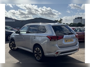Used Mitsubishi Outlander 2017 for sale - 75802586: Photo