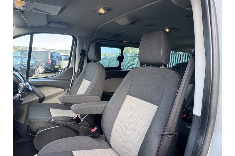 Used Ford Tourneo Custom 2015 for sale - 77831779: Photo 32