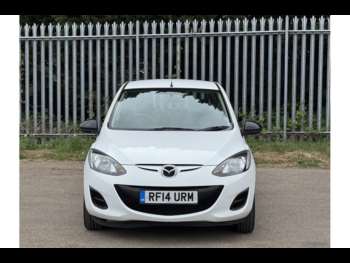 Used Mazda Mazda2 2014 for sale - 74624957: Photo