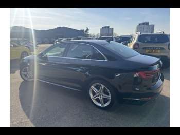 Used Audi A4 2018 for sale - 73031813: Photo