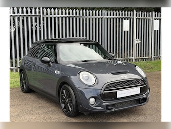 Used MINI Hatch 2017 for sale - 77260854: Photo