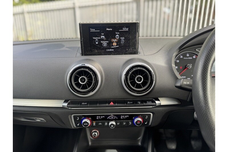 Used Audi A3 Cabriolet 2015 for sale - 75620131: Photo 39