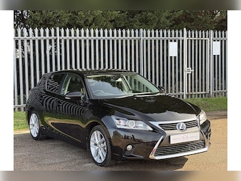 Used Lexus CT 2017 for sale - 77379200: Photo