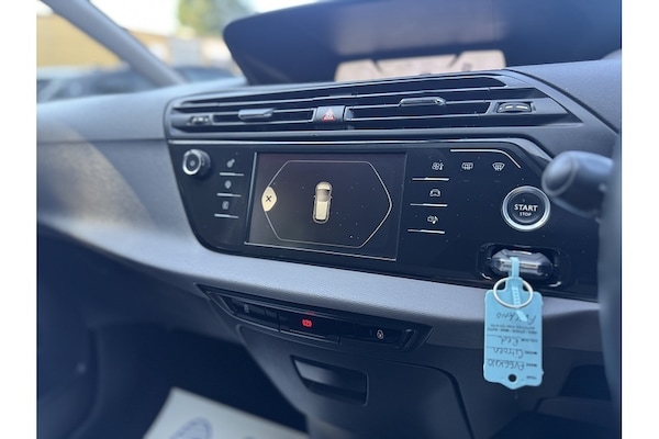 Used Citroen C4 Picasso 2017 for sale - 75171832: Photo 32