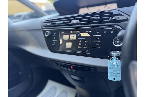 Used Citroen C4 Picasso 2017 for sale - 75171832: Photo 36