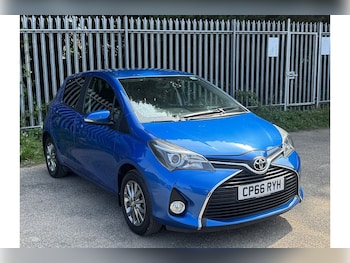 Used Toyota Yaris 2017 for sale - 75304448: Photo