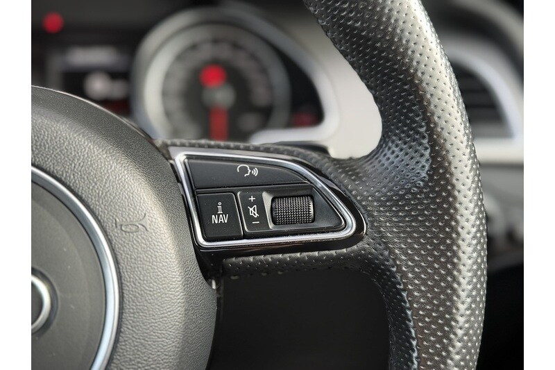 Used Audi A5 Cabriolet 2013 for sale - 75761332: Photo 40