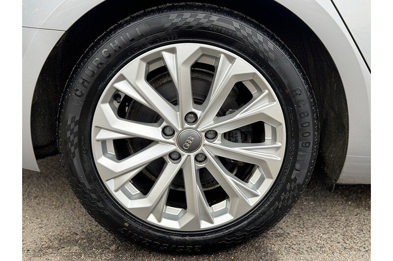 Used Audi A4 2015 for sale - 76536245: Photo 16