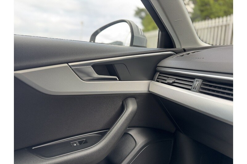 Used Audi A4 2015 for sale - 76536245: Photo 30