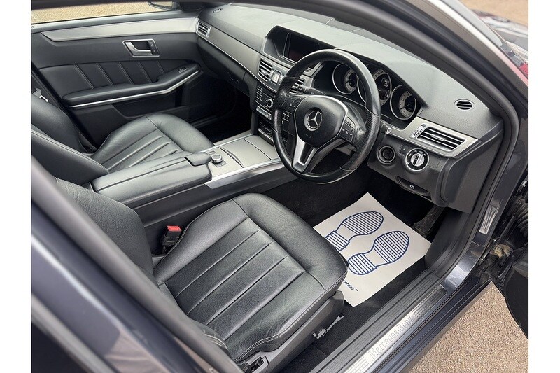 Used Mercedes-Benz E Class for sale - 77693833: Photo 19