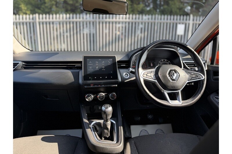 Used Renault Clio 2020 for sale - 77579522: Photo 25