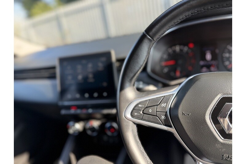 Used Renault Clio 2020 for sale - 77579522: Photo 31