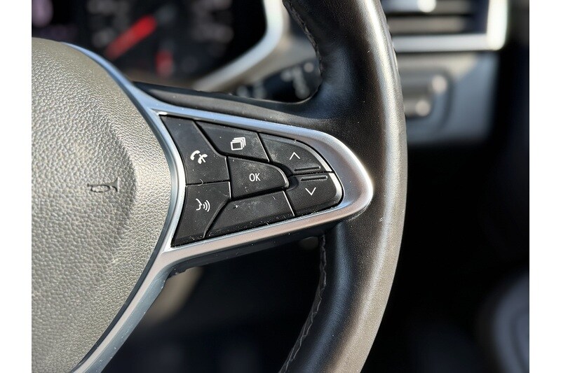 Used Renault Clio 2020 for sale - 77579522: Photo 33