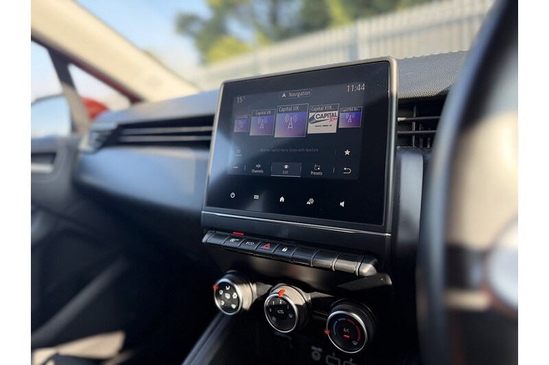 Used Renault Clio 2020 for sale - 77579522: Photo 40