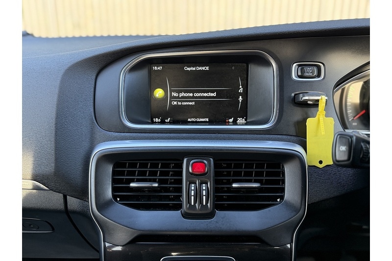 Used Volvo V40 2016 for sale - 77502664: Photo 40