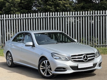 Used Mercedes-Benz E Class 2014 for sale - 78177490: Photo
