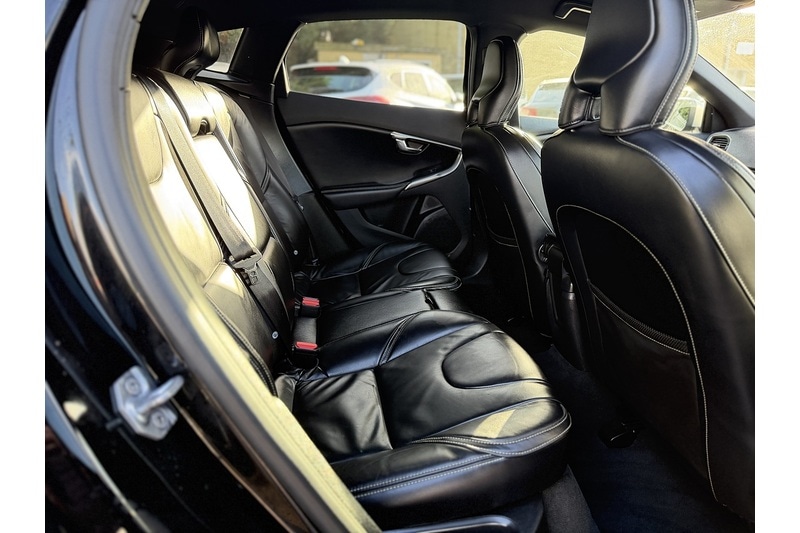 Used Volvo V40 2017 for sale - 76808306: Photo 14