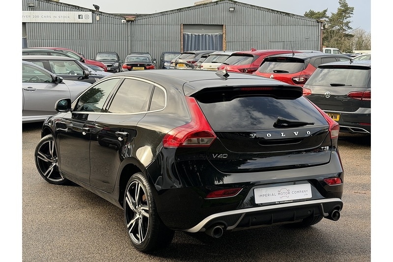 Used Volvo V40 2017 for sale - 76808306: Photo 2