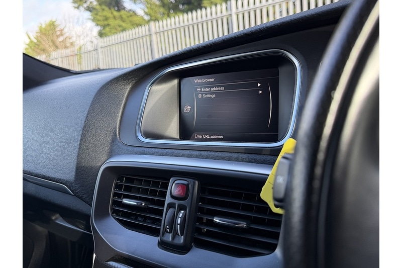 Used Volvo V40 2017 for sale - 76808306: Photo 33