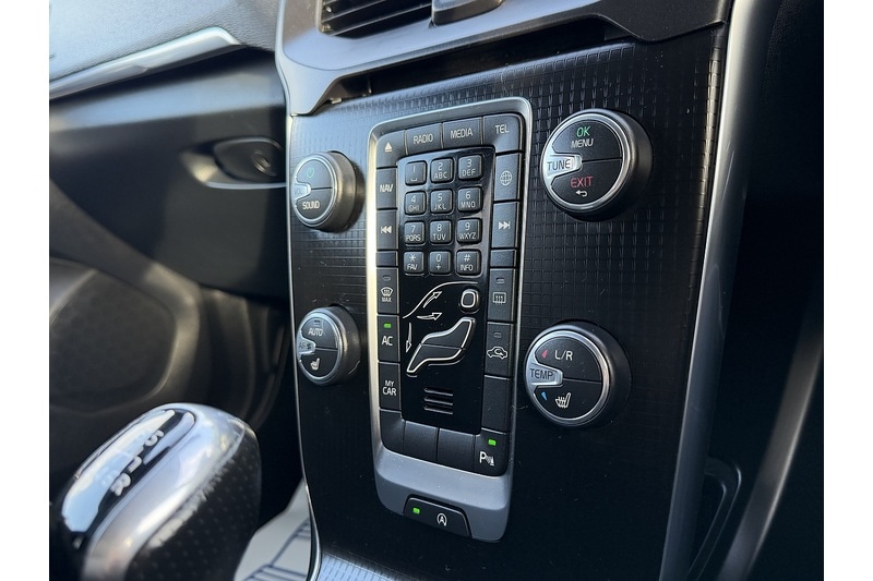 Used Volvo V40 2017 for sale - 76808306: Photo 38