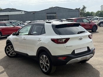 Used Kia Stonic 2018 for sale - 78710686: Photo