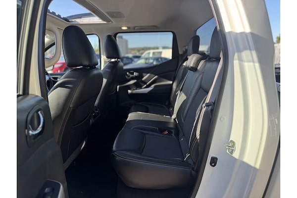 Used Nissan Navara 2019 for sale - 75793181: Photo 25