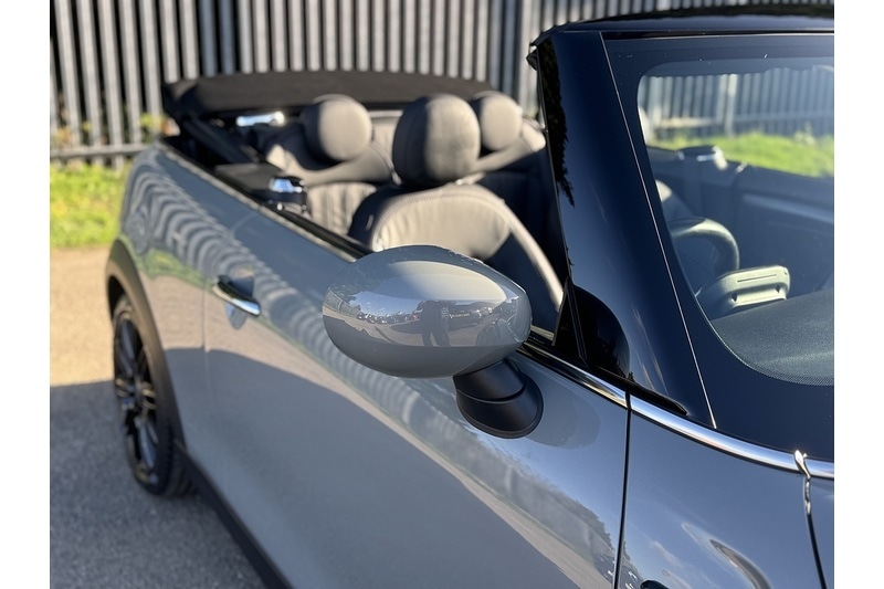 Used MINI Convertible 2022 for sale - 76559510: Photo 13