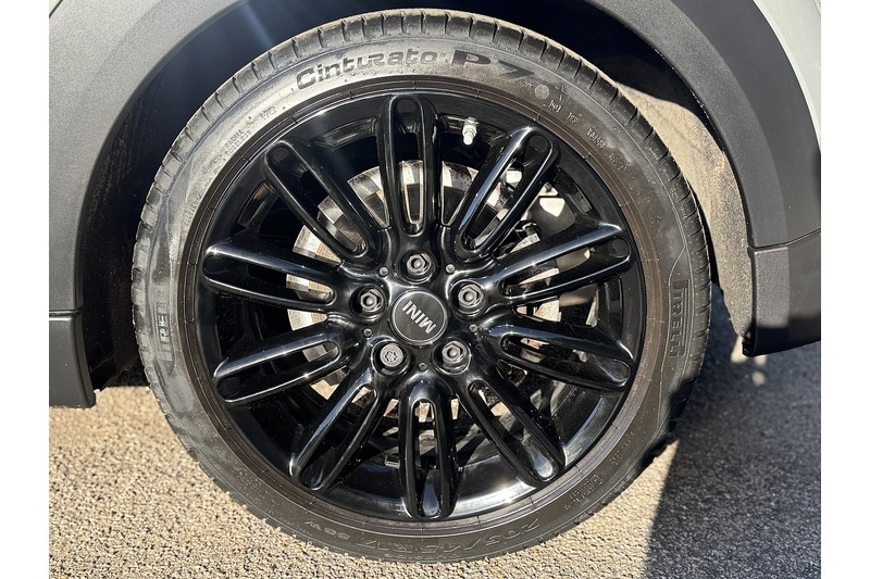 Used MINI Convertible 2022 for sale - 76559510: Photo 16