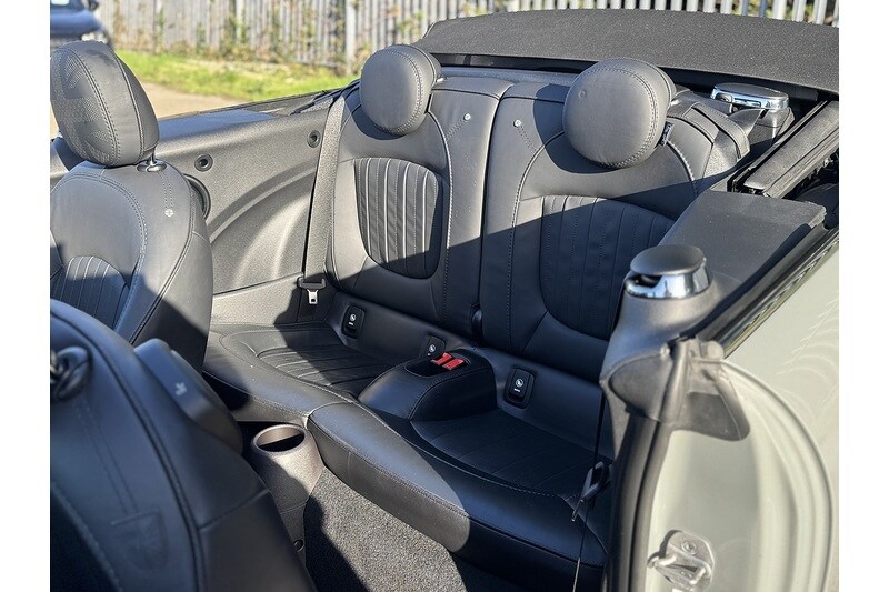 Used MINI Convertible 2022 for sale - 76559510: Photo 18