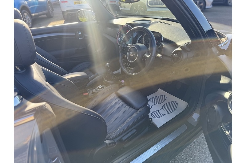 Used MINI Convertible 2022 for sale - 76559510: Photo 22