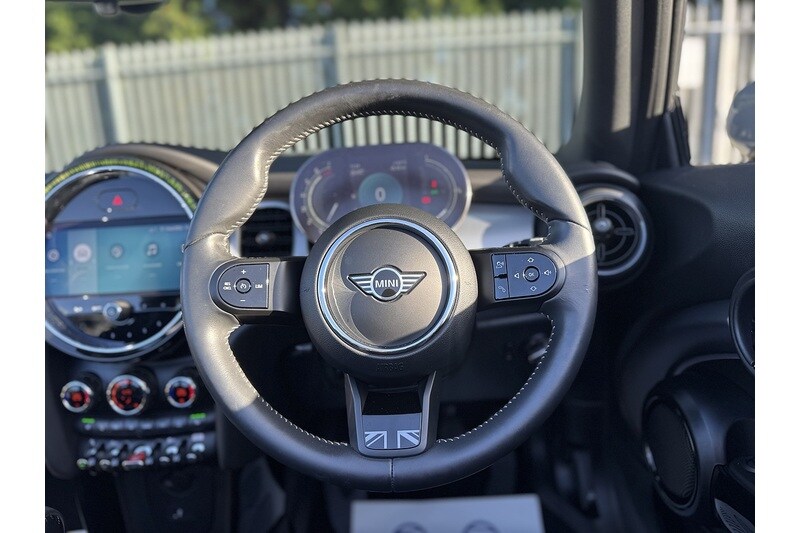 Used MINI Convertible 2022 for sale - 76559510: Photo 27