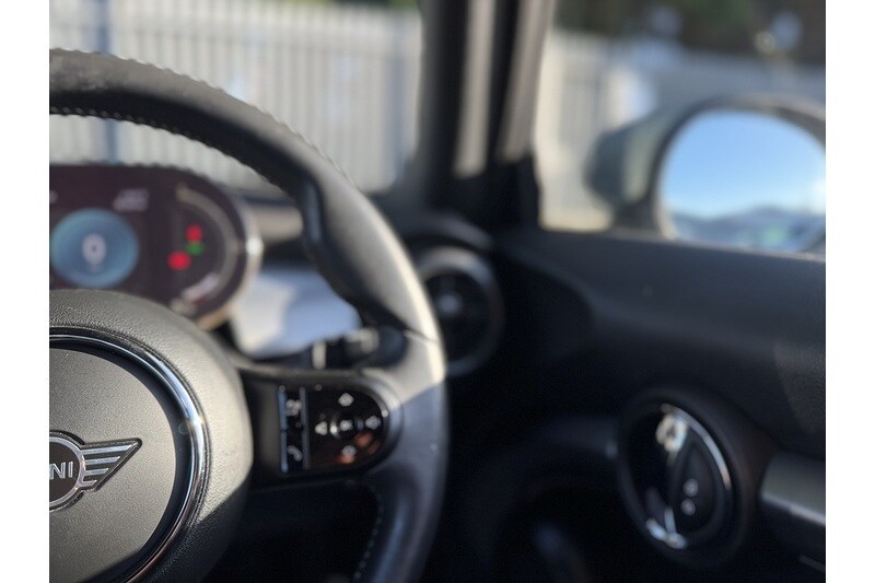 Used MINI Convertible 2022 for sale - 76559510: Photo 30