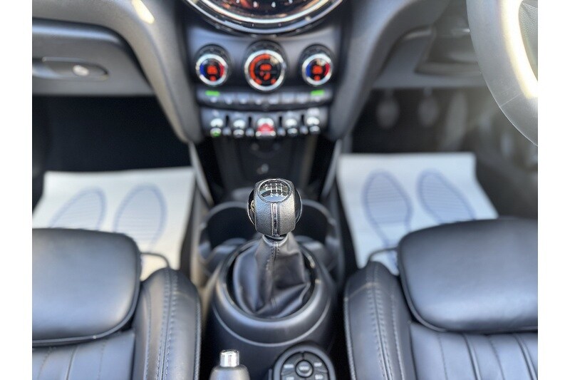 Used MINI Convertible 2022 for sale - 76559510: Photo 32