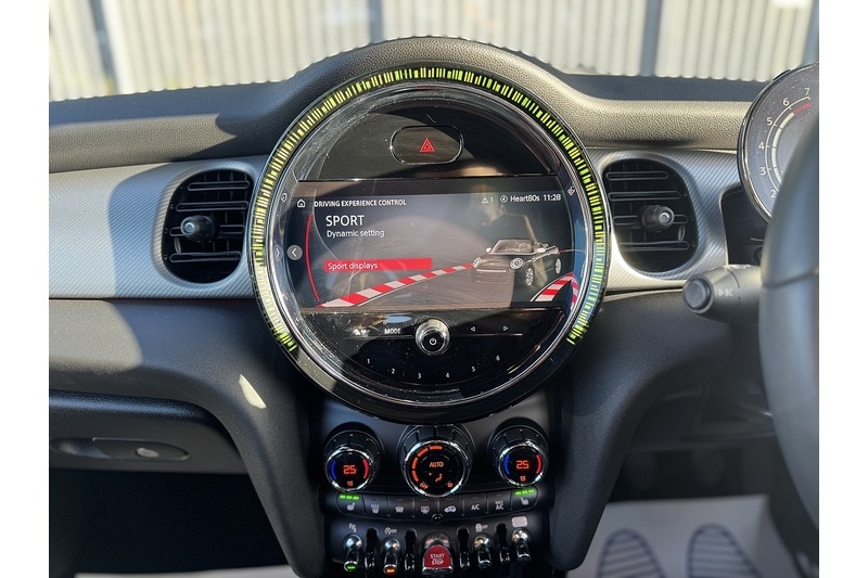 Used MINI Convertible 2022 for sale - 76559510: Photo 40