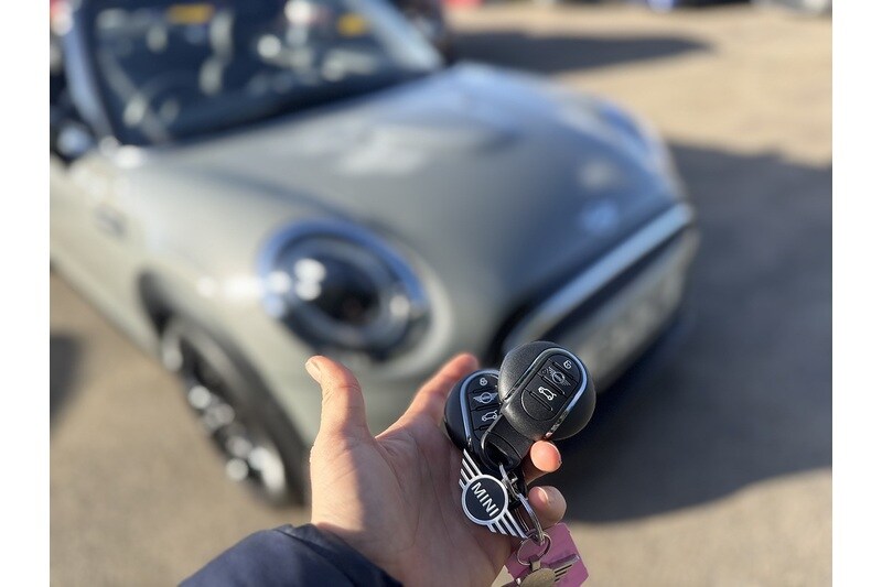 Used MINI Convertible 2022 for sale - 76559510: Photo 48