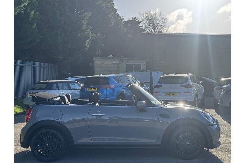 Used MINI Convertible 2022 for sale - 76559510: Photo 6