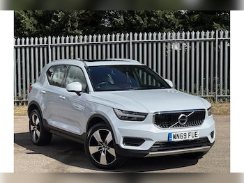 Volvo - XC40