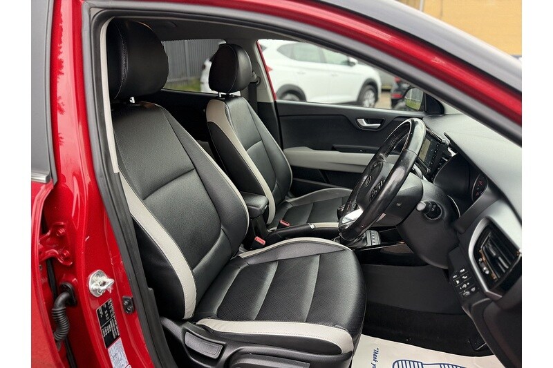 Used Kia Stonic 2018 for sale - 76784526: Photo 21