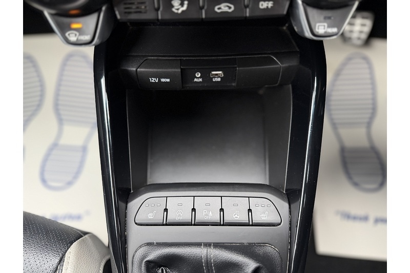 Used Kia Stonic 2018 for sale - 76784526: Photo 40