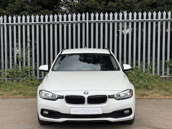 Used BMW 3 Series 2017 for sale - 78710674: Photo