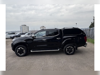 Used Nissan Navara 2019 for sale - 77693835: Photo