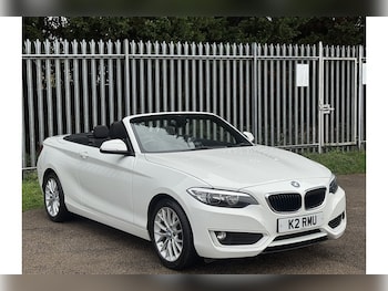 Used BMW 2 Series 2015 for sale - 76256855: Photo